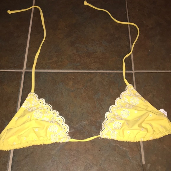 Yellow bathing suit top - Picture 1 of 1